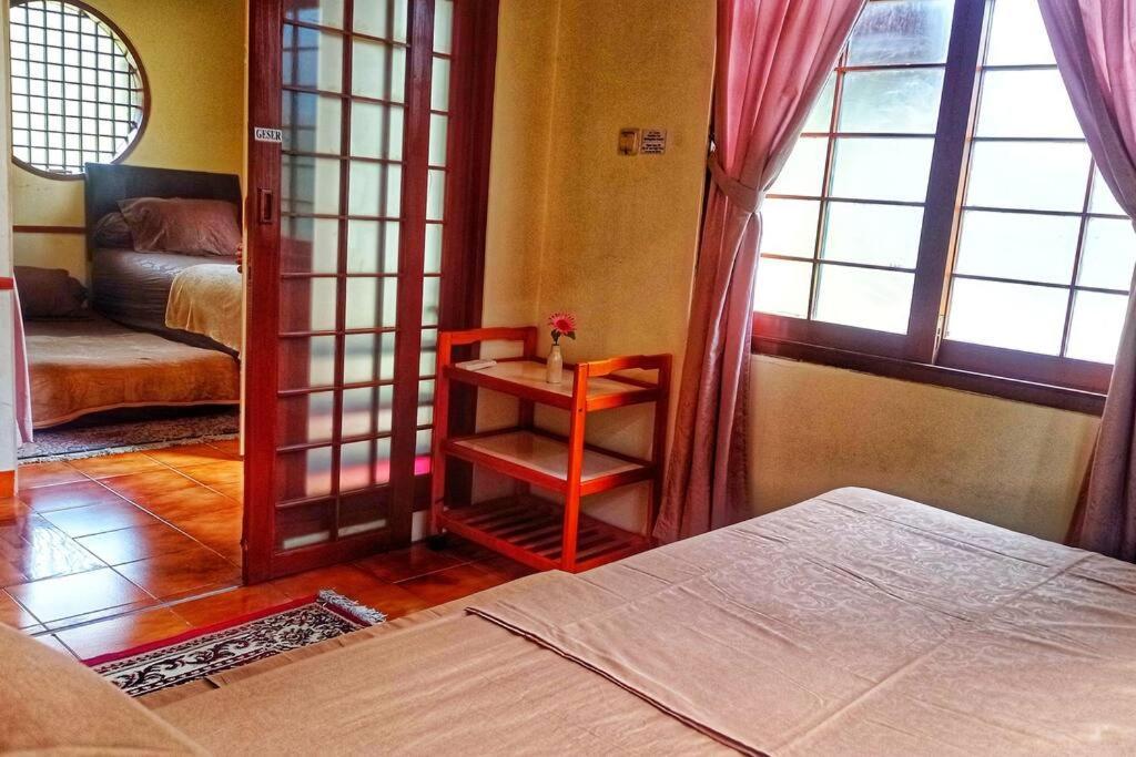Designer Villa Tokyo Cianjur Exteriör bild